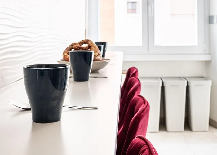 Elegant In Rome-metro Just 5 Minutes Away Apartment