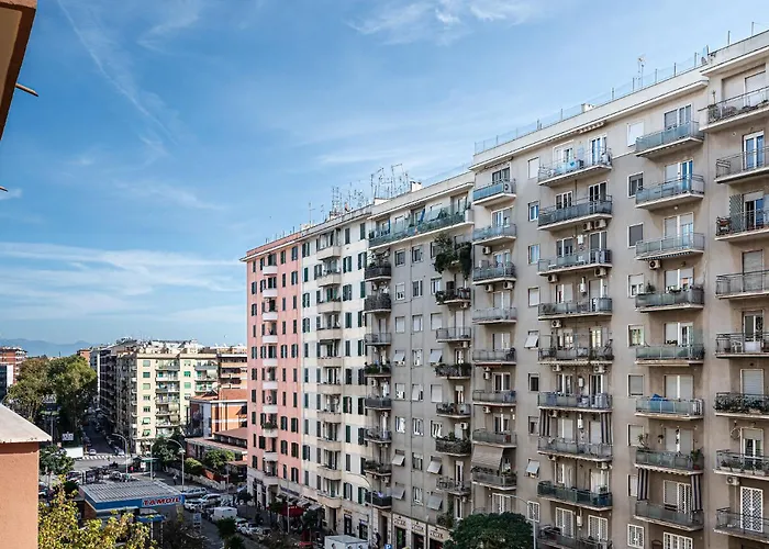 Apartment Elegant In Rome-metro Just 5 Minutes Away *