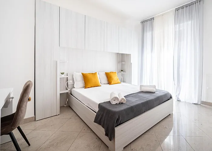 Elegant In Rome-metro Just 5 Minutes Away Apartment