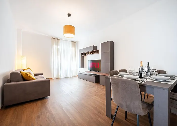 Elegant In Rome-metro Just 5 Minutes Away Apartment *