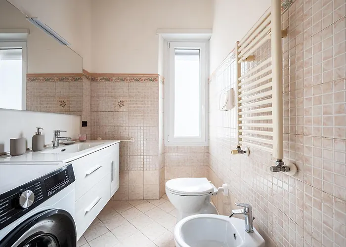 Apartment Elegant In Rome-metro Just 5 Minutes Away *