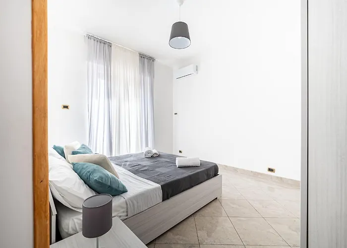 Elegant In Rome-metro Just 5 Minutes Away
